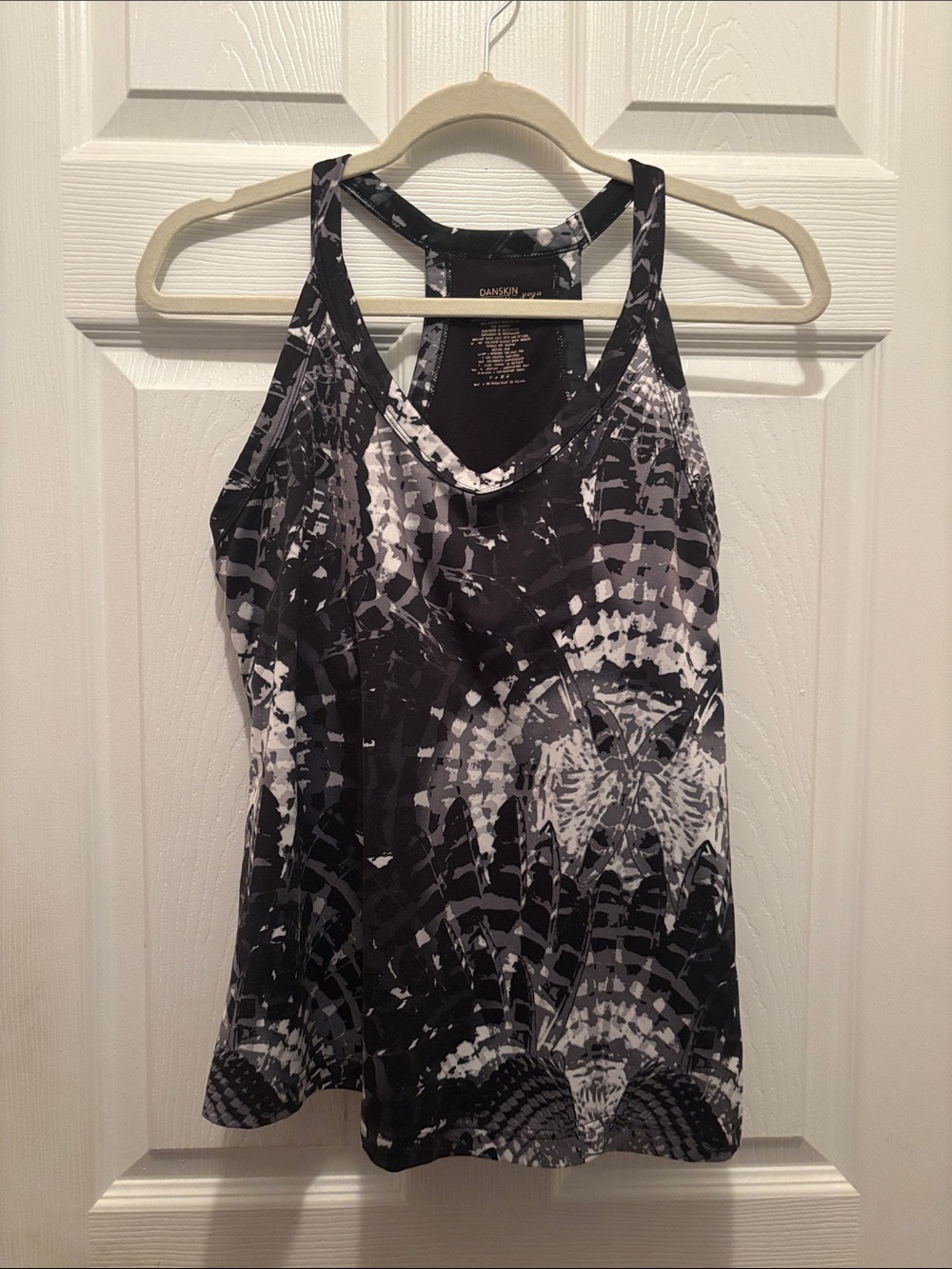 Danskin Now Black & White Printed Racerback Tank